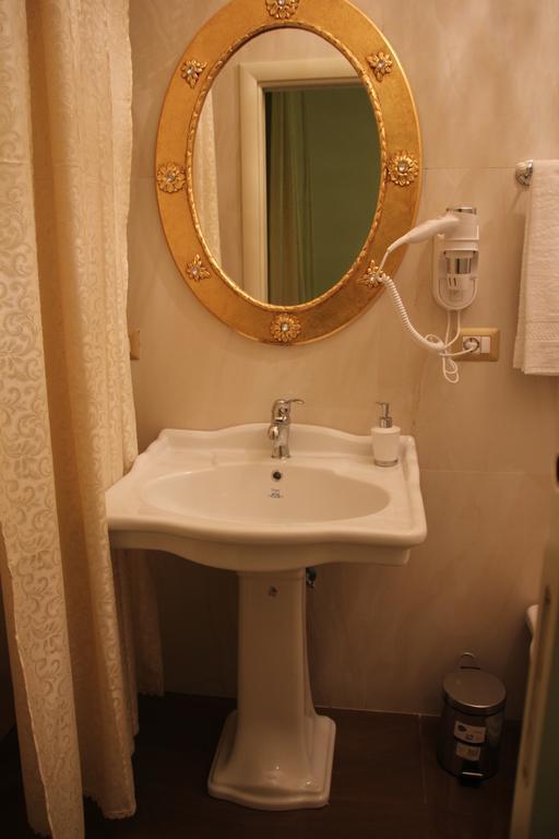 Bed & Breakfast Beb Mariafrancesca Naples