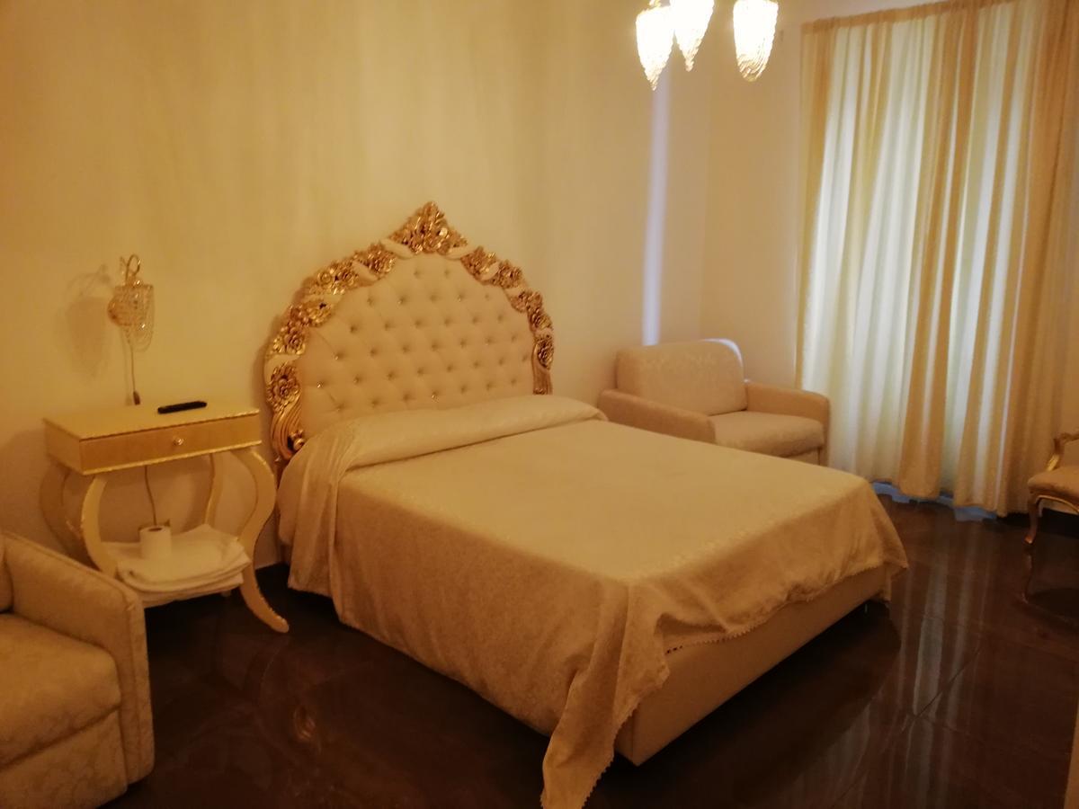 Bed & Breakfast Beb Mariafrancesca Naples